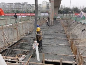 成锦乐路工程隧道桩基托换工程